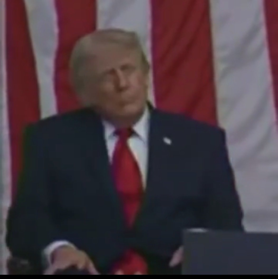 fccrease's tweet photo. @MAGAVoice Sleepy Donny fell asleep during this event to honour our fallen. An absolute disgrace. https://t.co/9SvDO7Jbi3