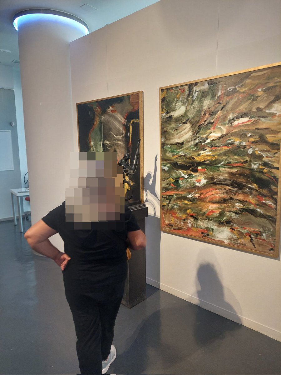apoyat's tweet photo. ✔️ Continuamos en nuestra Comunidad Terapéutica 🏢 con actividades culturales enmarcadas dentro del Programa APOYA-T en la Cultura 🖼🎨. Visitamos la Exposición de Pintura del Artista Local Diego Muñoz, titulada "Impreciso. Forma Cifusa" 👍 https://t.co/GONvmZn4Xm