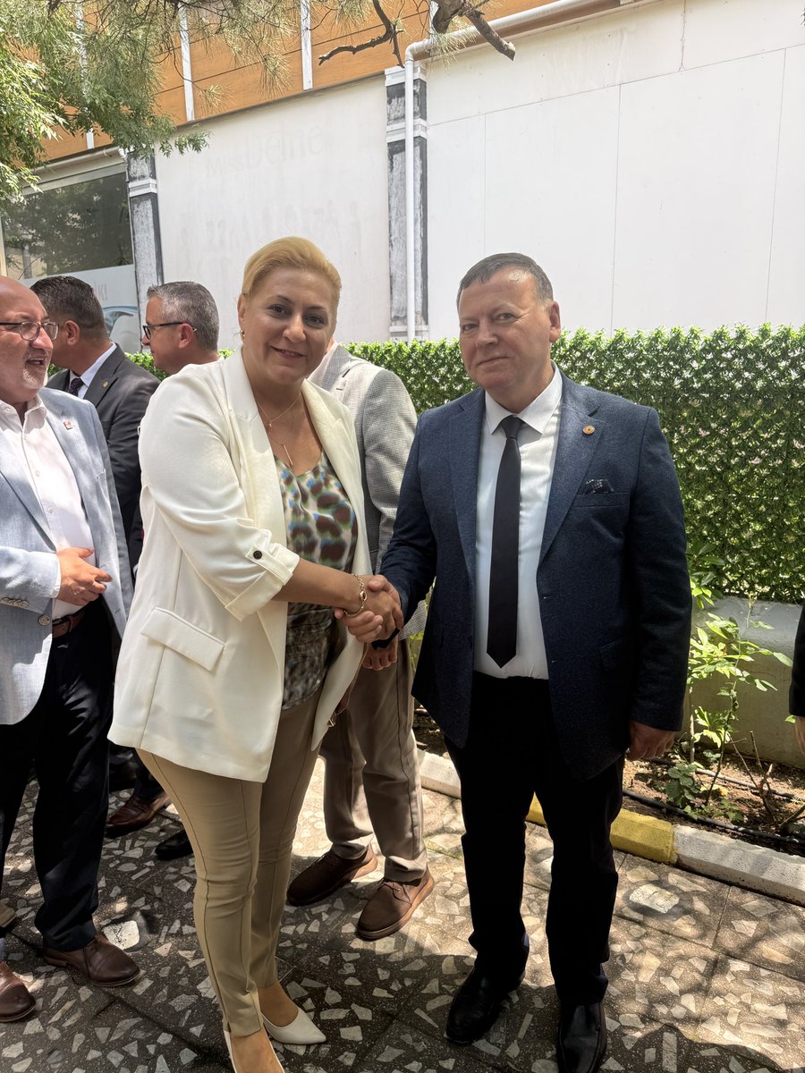 CGegeoglu's tweet photo. Keşan Kaymakamlığı tarafından, Keşan Öğretmenevi’nde gerçekleştirilen bayram kutlamasına katıldık. https://t.co/v9HOrptnfn