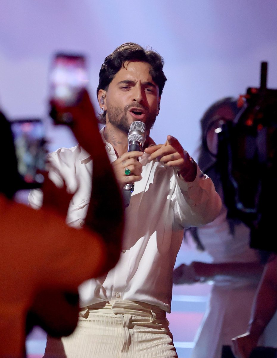 acervo maluma tweet media