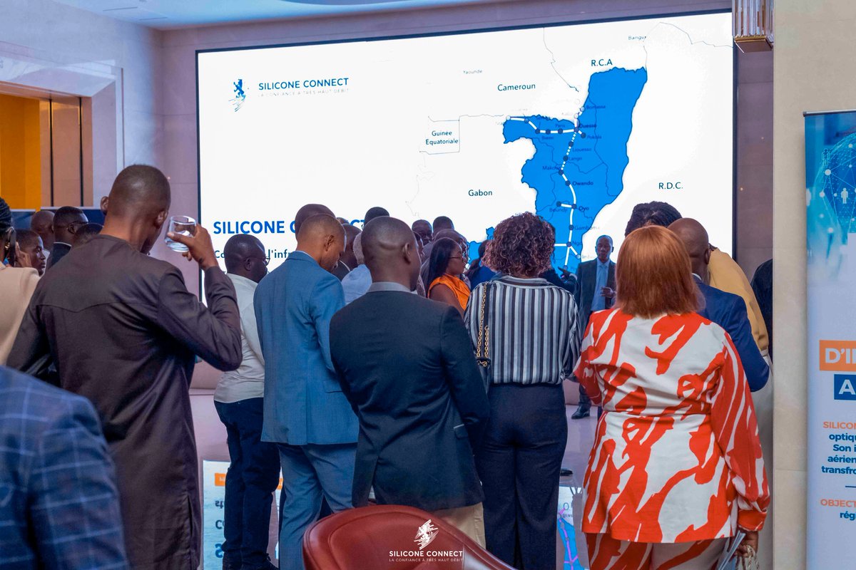 SiliconeConnect's tweet photo. Retour en images sur l’afterwork exclusif du vendredi 22 mai au Hilton Hôtel Résidences (Tours Jumelles). Une soirée co-organisée par @Unicongo_242  pour Silicone Connect, en mode synergie avec @RaxioR .

#ChezMoiAuCongo #WeAreSiliconeConnect #Aftework #DigitalAfrica https://t.co/18UGlOE6cO