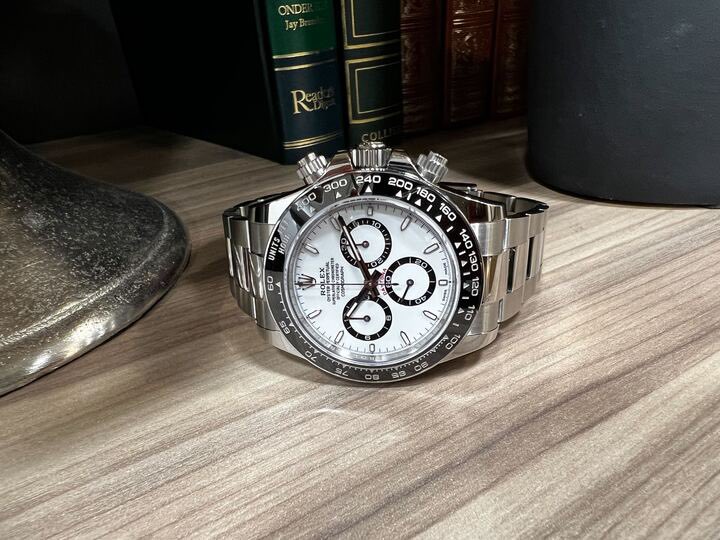 □新品 □ロレックス デイトナ □REF.126500LN □ 文字盤:白 □ お