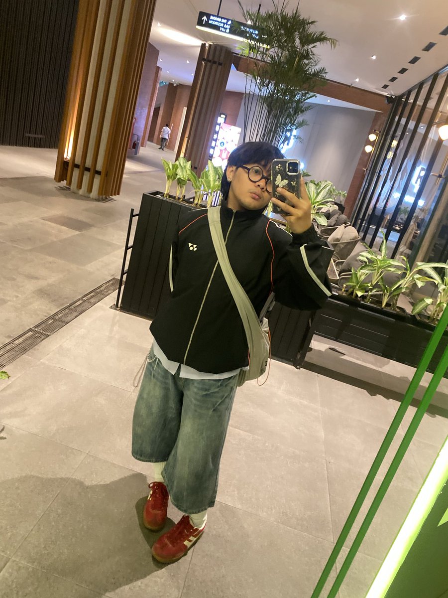 Dion tweet media