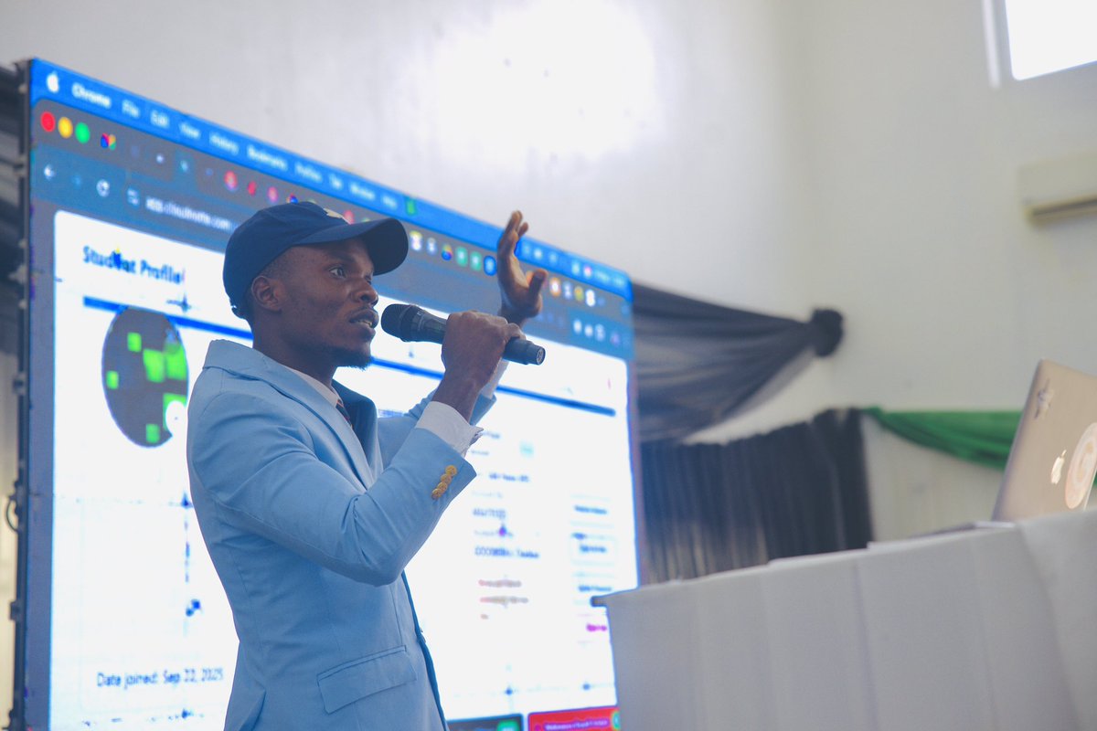 cloudnotte's tweet photo. A practical, hands-on session with school leaders at the NAPPS Bayelsa State Congress 2026 hosted by Cloudnotte. 

Our CTO @officialUgomatt led a live demo and hands-on practical session on transitioning schools from manual systems to smarter digital processes.

#Edtech https://t.co/qp1TIFkuCw
