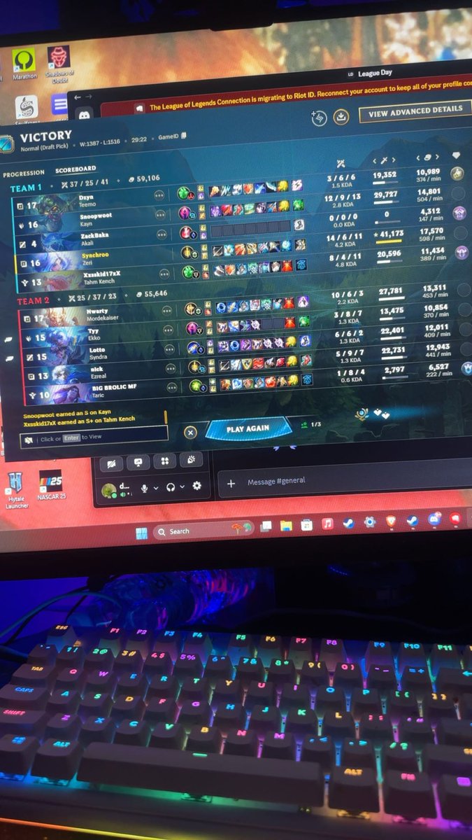 davidwillson4l's tweet photo. PLEASE @drewlevin PLS ban my friend. He is one of those people who will AFK, run it down or ragequit, he’s my homie but I can say he CONFIDENTLY needs like a 2 week vacation from League. I’m a dad and have limited time to play and he locked in then intentionally closed his client https://t.co/5IGAUkjOpV