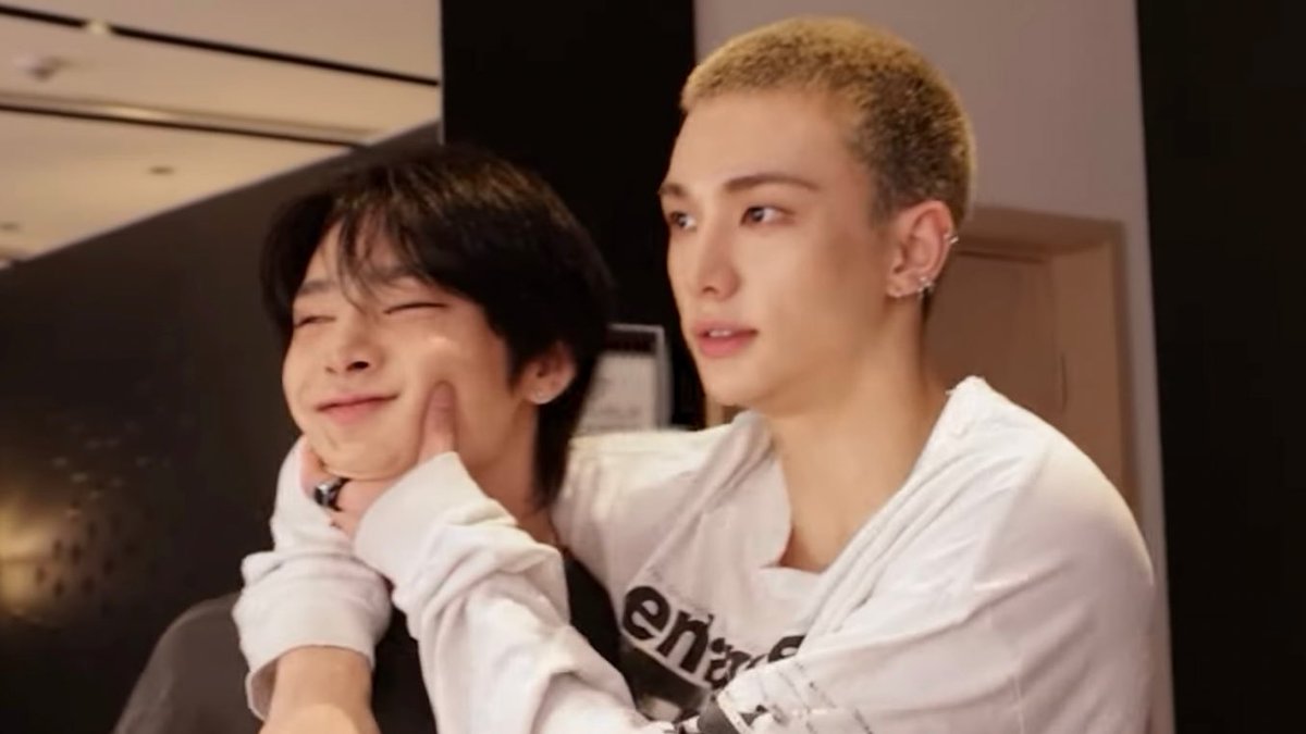 Yue; saw skz♡ UNIQUE tweet media