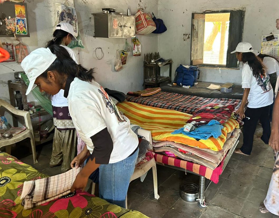 MYBharatHQ's tweet photo. A day of connection, empathy, &amp; shared smiles.

Through the Experiential Learning Program on Elderly Care, #MYBharat Volunteers spent heartfelt moments with senior citizens at an old age home in Narmada, Gujarat — listening to their stories and spreading warmth &amp; care. https://t.co/IXYYQHw63T