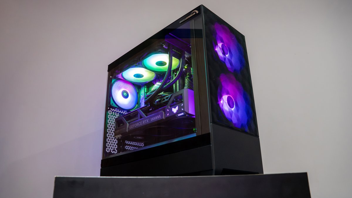 epiclanBusiness's tweet photo. Check out our high-end collection of gaming PCs available for you to hire:

✅Perfect for parties, broadcasts, exhibitions, activations

-I7 14700K, RTX 5080, 32GB DDR5
-U7 265K, RTX 5080, 32GB DDR5
-I7 14700KF, RTX 4080S, 32GB DDR5

https://t.co/ZGlhRF25ly https://t.co/X543lFkqO9