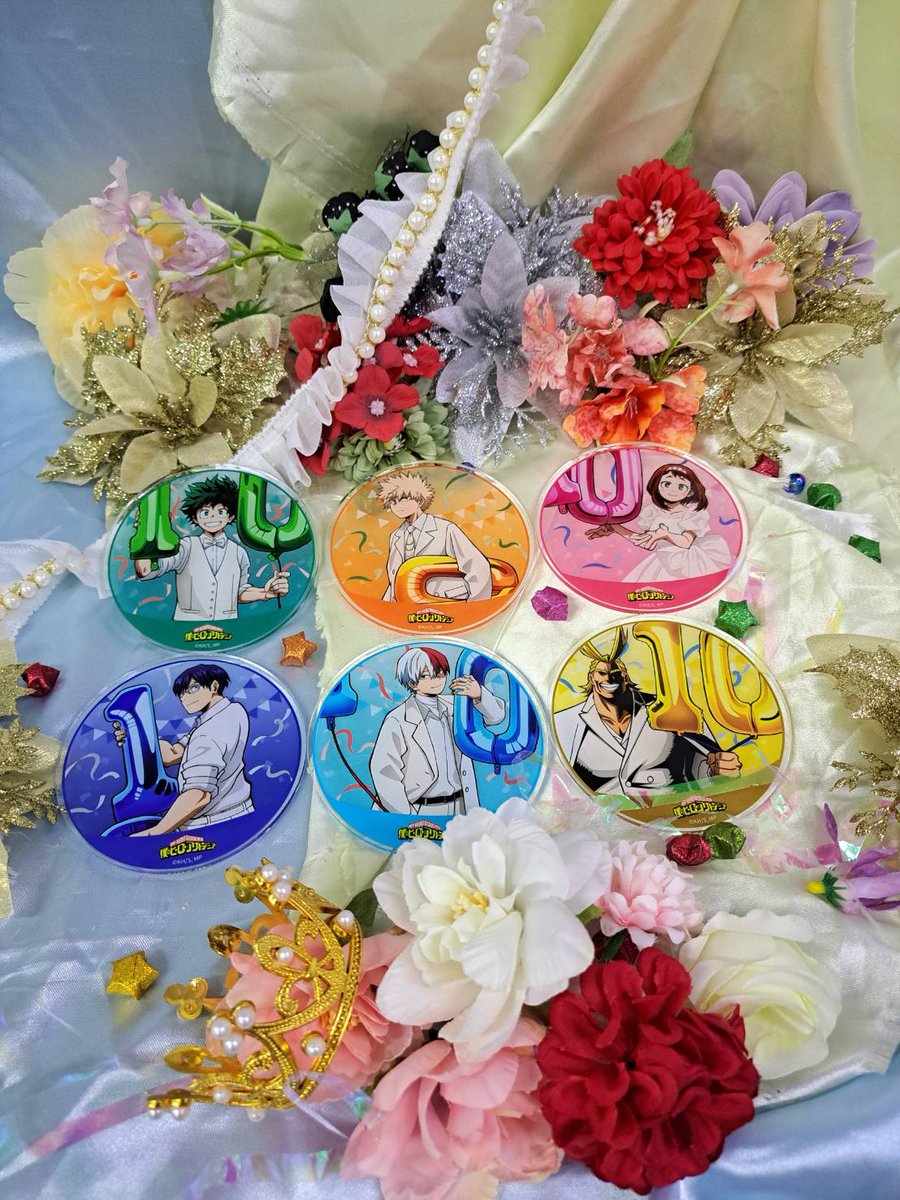 animatebkk_grt's tweet photo. Anime My Hero Academia 10 Anniversary Start Dash Fair x #Gratte ที่ระลึกการจัดแฟร์!

พบกับลายพิมพ์ให้เลือกพิมพ์บนกรัตเต้ คุกกี้ หรือไอศกรีม และ coaster ให้สะสมกันถึง 6 แบบ!

💫เมื่อซื้อเมนู-สินค้าแลกซื้อ Gratte ทุก1ชิ้น รับฟรี Anniversary Card 1 ใบ สุ่มจาก 6 แบบ💫
#MyHeroAcademia https://t.co/ZqdnkaM90h