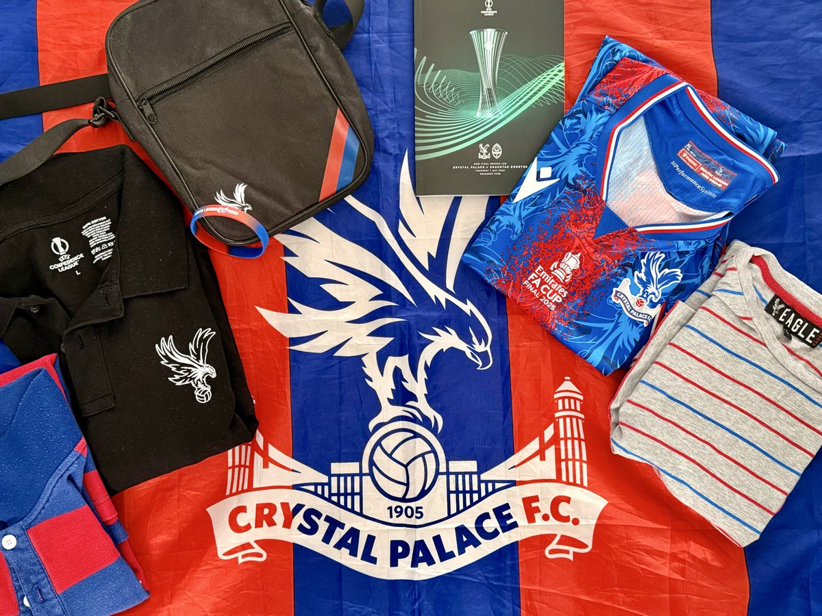 dgb_edwards's tweet photo. @CPFC Dashing to Gatwick
Packed and ready to bring it home! https://t.co/qWj2Bwrlh6