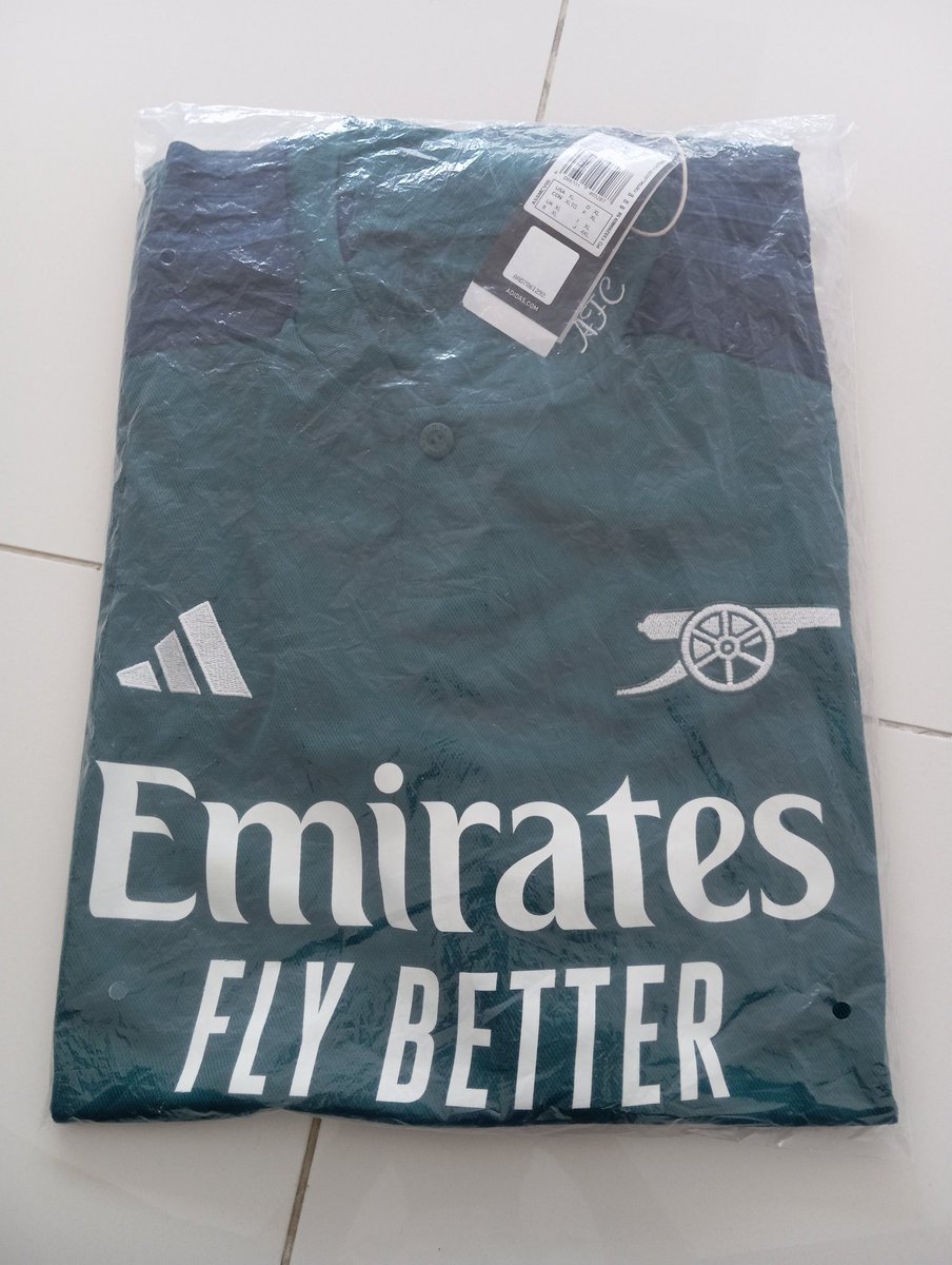 Arsen10 Football Store tweet media