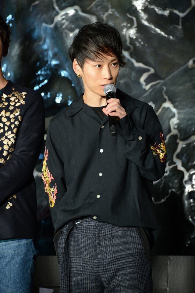 uvcrew_7's tweet photo. 男は硬派でちょい悪ぐらいがいいんすよ。
UVERworldのTAKUYA∞とか。
ORANGE RANGEのRYOとか。 https://t.co/swhCG4y863