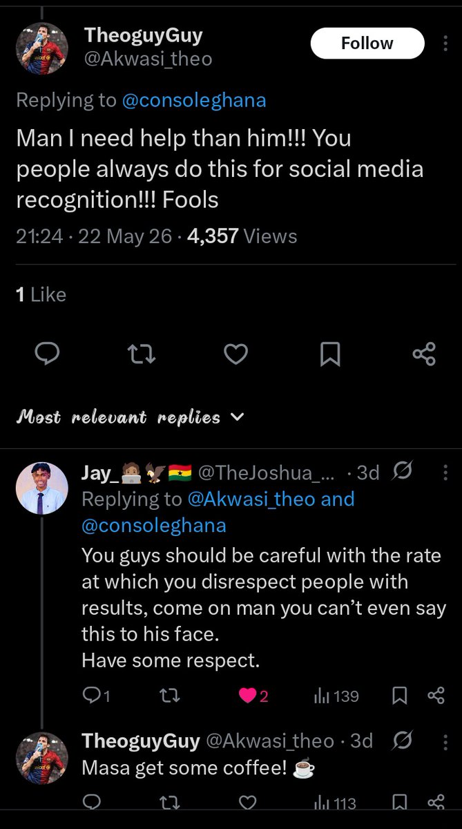 ephya_appiah's tweet photo. I really don't get this gen! Hiding behind your keypad to insult someone who you clearly want to be your destiny helper. Yet you don't think it's probably because of your bad behavior that certain doors aren't being opened unto you. All of a sudden you want to get him one! https://t.co/bqPcu2USUP