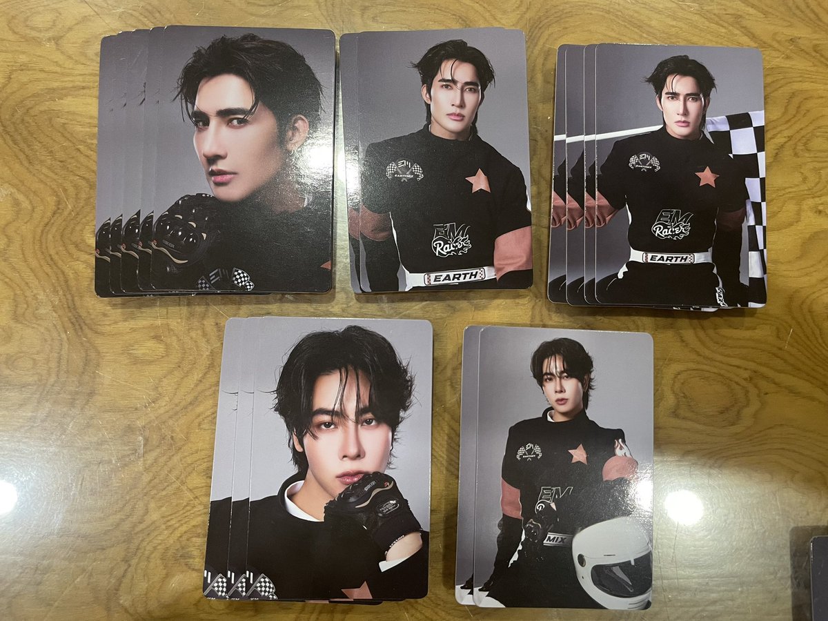 bemyselfiv's tweet photo. 🎀WTS/ปล่อยคับ

⭐️เอิร์ธมิกซ์ ใบละ 10฿ รับหมดส่งฟรี
📮ค่าส่ง 40฿

#LOLFanFest2026 #ตลาดนัดเอิร์ธมิกซ์  #ตลาดนัดgmmtv https://t.co/zibdY59xnB