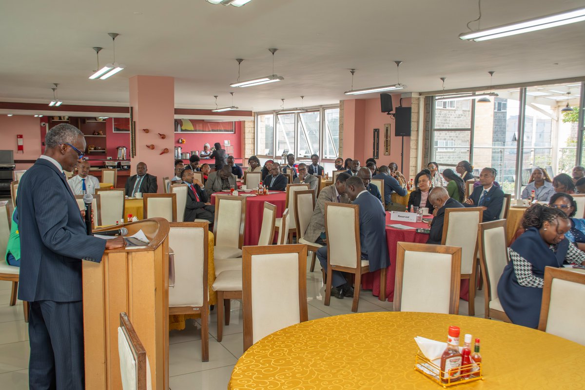 StrathU's tweet photo. Today’s beneficiaries are tomorrow’s funders.

They are stewards of resources, entrusted with the responsibility to give back, uplift others, and sustain the cycle of impact.

~ Hon. Mr. Justice Isaac Lenaola, Judge of the Supreme Court of Kenya  #SUreFuture #GoPlacesWithSU #BeStrathMore