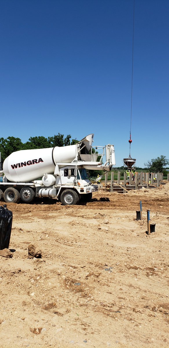 WingraRediMix's tweet photo. As construction season picks up across Wisconsin, reliable materials and experienced crews help keep infrastructure projects on schedule. From highways to commercial developments, strong planning makes all the difference. #WisconsinConstruction #Infrastructure https://t.co/0iwRFPBxS9