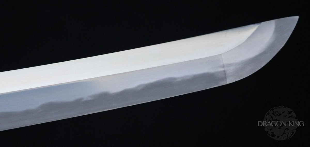 CASIberia's tweet photo. 🐦🔥 Not just another black katana ..
https://t.co/EupsFBgL4I
The Warfire Katana is a cornerstone of the Dragon King Swords line. An unprecedented #cuttingkatana but an elequent piece of #swordart.
#katana #forgedsteel #forgedblade #DragonKingSword #handmade #artisanmade #DalianSteel