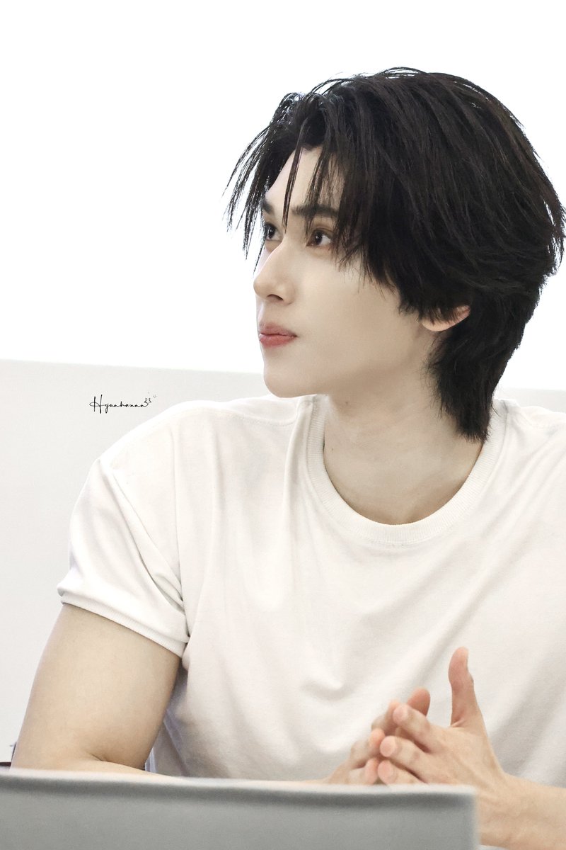 Hyunhannn tweet media