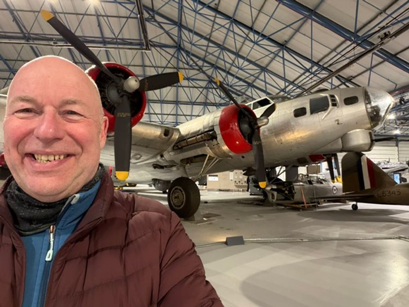 Tim Hughes 提姆·休斯 tweet media