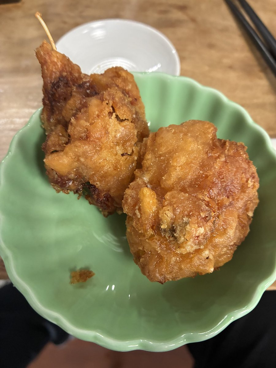 LHykyo's tweet photo. 北茨城市食彩太信(2)あんこうのどぶ汁料理フルコース。
あんこうの唐揚げやあんこうの肝の炙りなど。どぶ汁フルコース料理は少しお高め、私はあんこうの、唐揚げ🍗や、一枚目の投稿の刺身盛り合わせが特に美味しいかったのは😋 https://t.co/mQWmxZmOlx