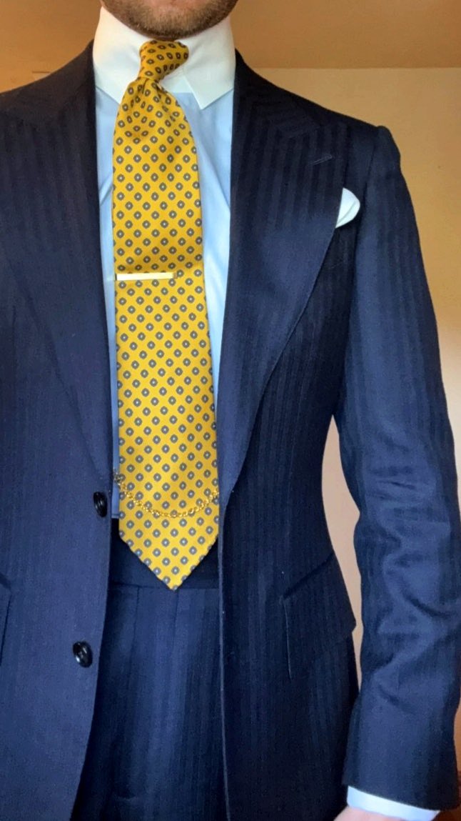 Suited Slave tweet media