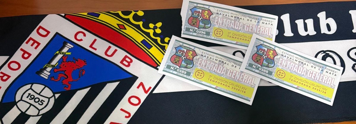 Techii_22's tweet photo. Que nos vamos a Navalmoral. @AlmudenaPradaP1 @JMNoriega23 🙌. Siempre con vosotros @CDBadajoz 🤍🖤 https://t.co/FIkDujFgNr