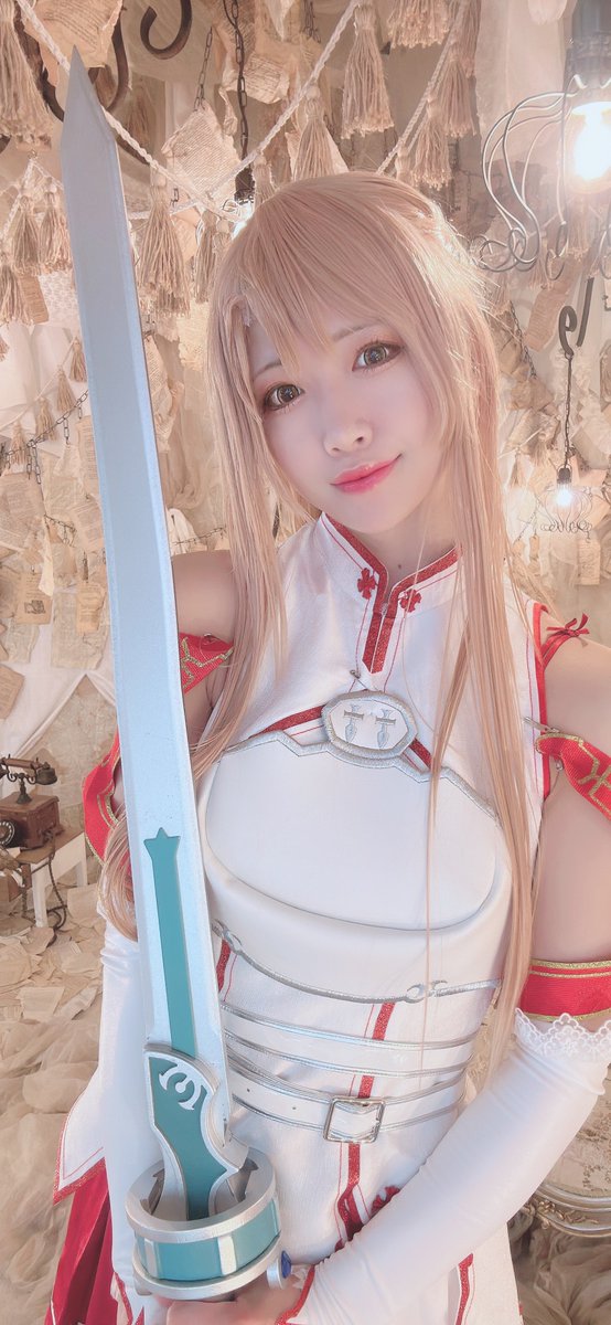 iruka_inzm's tweet photo. ラグコスの予定が立ちそうです。
何がいいかな、、ラグコス初めてだからなぁ
アスナ？シノン？ニケ？
アスナシノンの水着とか、？悩み🤦‍♀️🤦‍♀️🤦‍♀️ https://t.co/P5rNTL7rye
