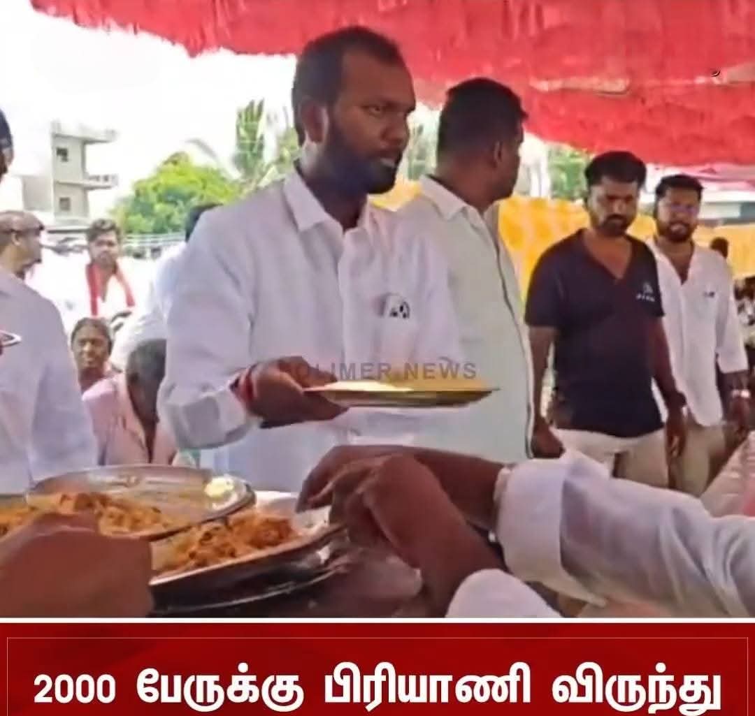 MPRAKASH848814's tweet photo. கையில் காசில்லாமல் வெறும் காலில் அரசு பேருந்தில் பயணித்த எம்எல்ஏ பத்தே நாட்களில் சுமார் ₹5.0 லட்சம் செலவு செய்து 2000 பேருக்கு சிக்கன் பிரியாணி போடும் அளவுக்கு பணக்காரர் ஆகிவிட்டார். 

ஐந்து வருடம் முடியும் போது ரோல்ஸ் ராய்ஸ் காரில் சென்னைல போனாலும் ஆச்சர்யமில்லை. 😂

சூரியவம்சம் சரத்குமாரை விட பயங்கர வேகமா பணக்காரரா ஆகிறீங்களேடா டேய்