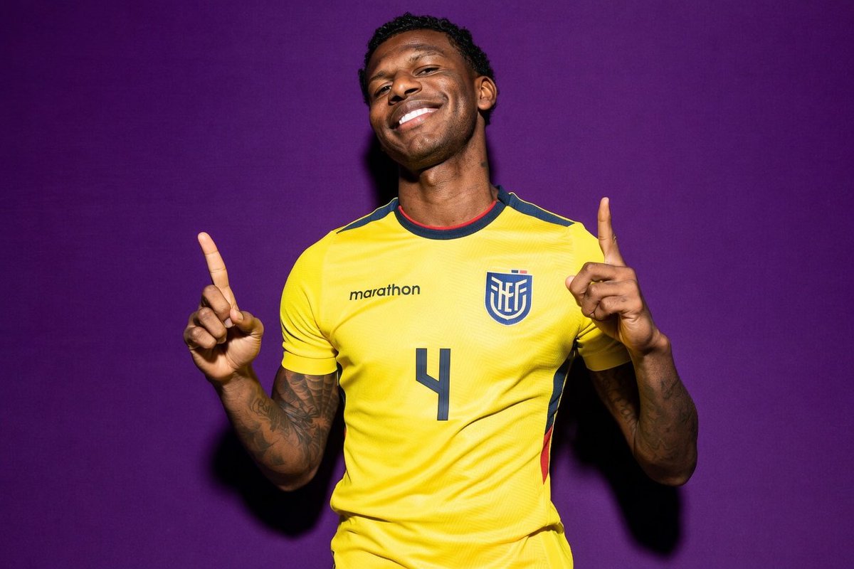 Joguei no Vitória tweet media