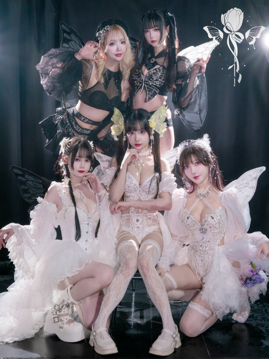 1105cosplay's tweet photo. 첫번째로 소개해드리는 글로벌 게스트🌎
홍콩의 라이브아이돌 그룹 ChuRiPPu가 찾아옵니다🦋
2023년에 데뷔한 ChuRiPPu의 첫번째 한국 행사! 행사장 사정상 공연은 없지만 2부에 곡을 소개하는 시간도 가질 예정이에요🍬
ChuRiPPu의 소개는 내일도 이어집니다!
#05코스_참가자소개 https://t.co/lKLolSkM0p