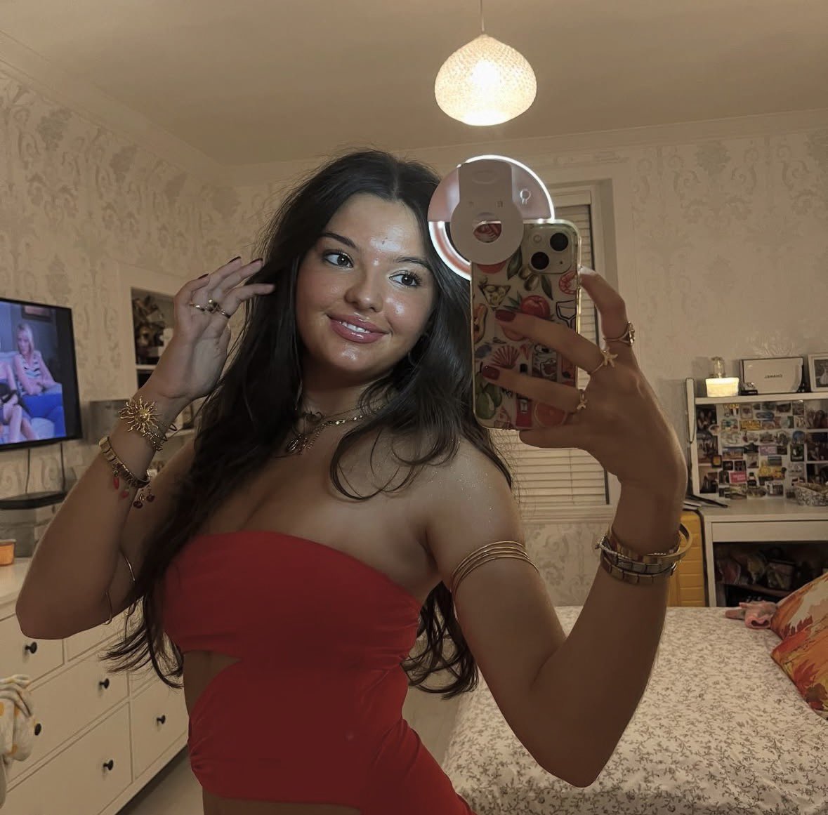 UK Top Babes tweet media