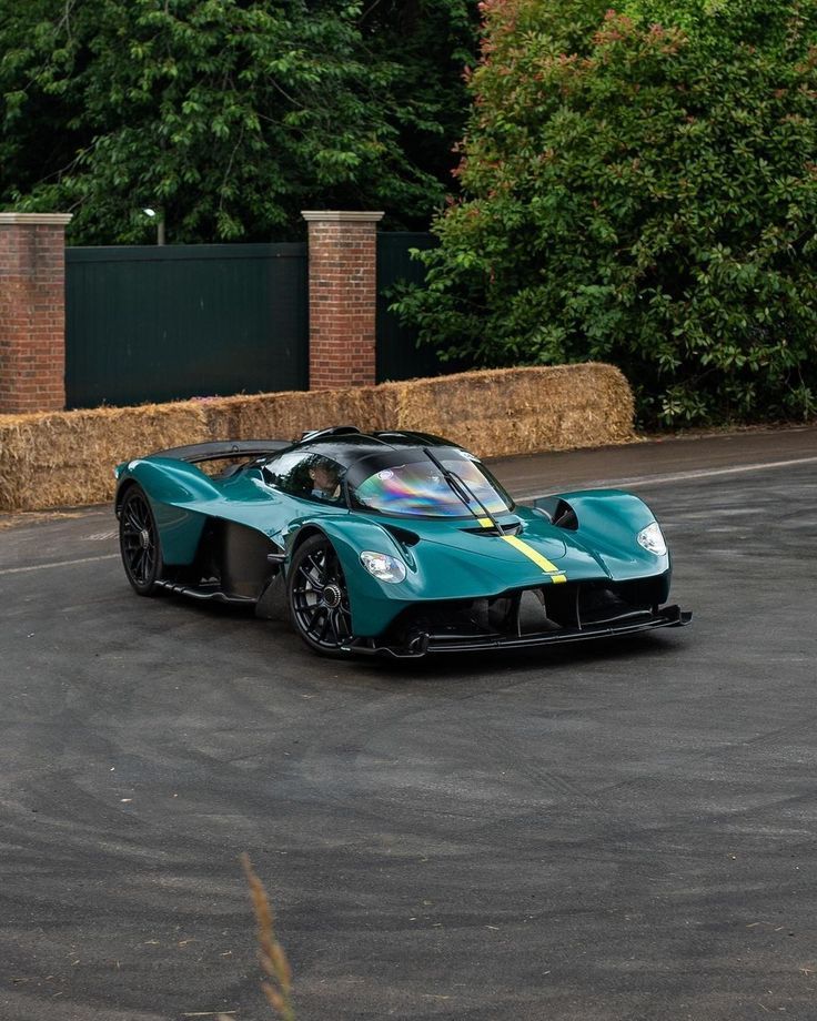 Dream Cars™ tweet media