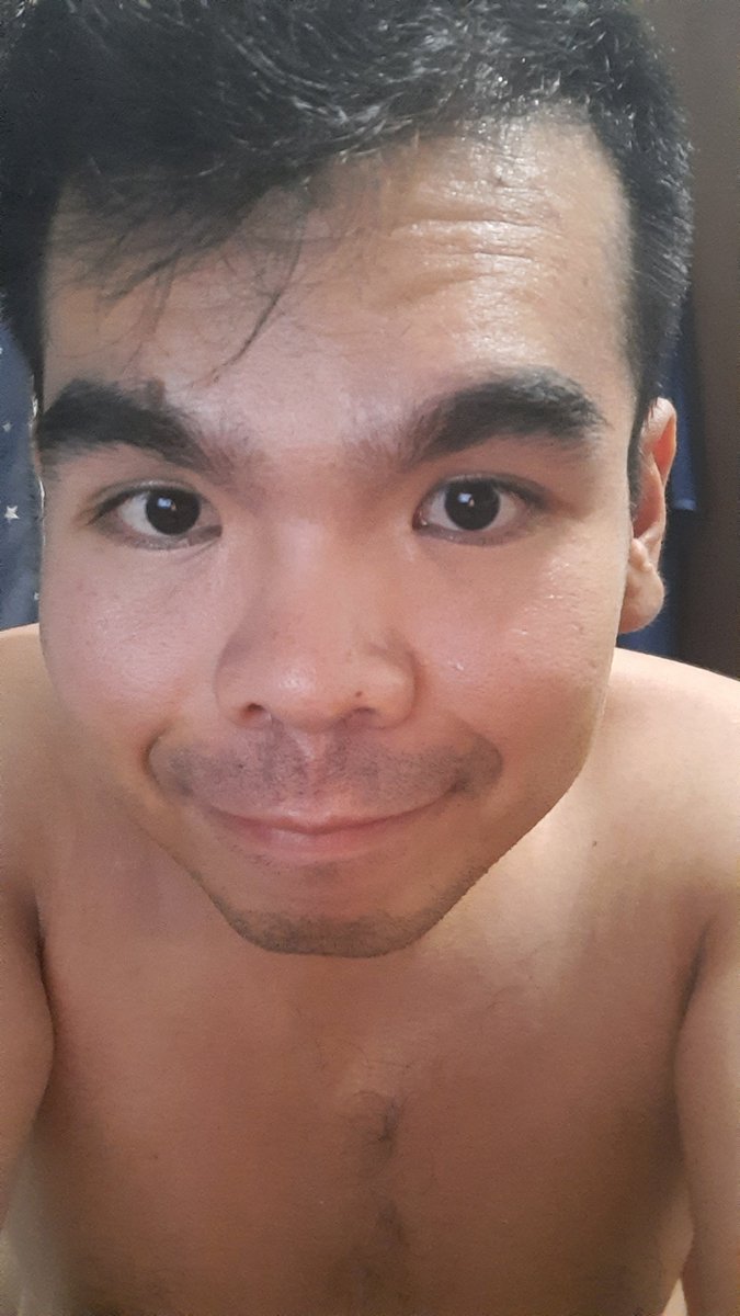 krulcipher's tweet photo. Post gym selfie kay feel ko https://t.co/glztcLyQ9q