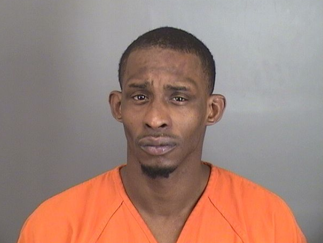CrimeOpd's tweet photo. Christopher Powe, 39, is wanted for strangulation, 2nd degree assault, 3rd degree domestic assault &amp; child abuse. Help @omahapolice find him.

📞402-444-STOP
💻https://t.co/U8OlVWBT8d
📲P3 Tips mobile app.
➡️Anonymous tips leading to his arrest are eligible for a cash reward.💵💰 https://t.co/04GZNo00vK