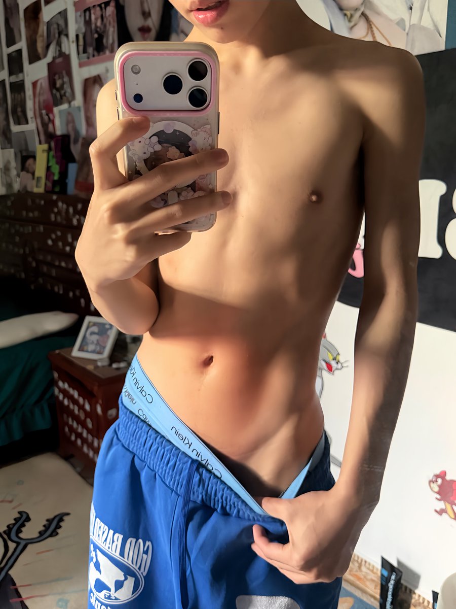 yangyangya258's tweet photo. #男高大屌1s #喜欢男的 #正太 https://t.co/7jefWrzE1f