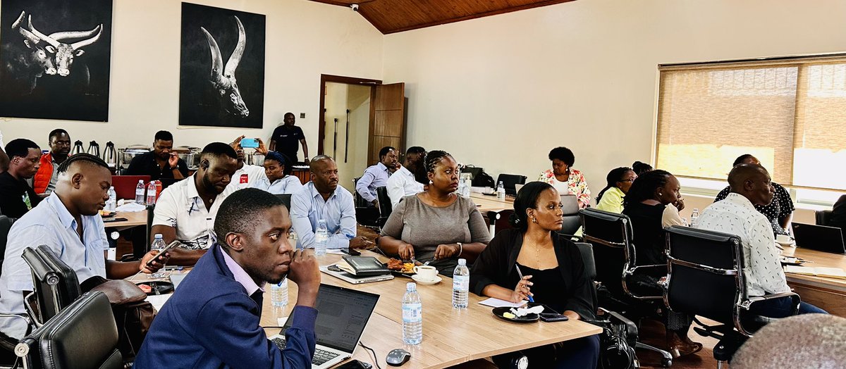 ahfugandacares's tweet photo. In collaboration with @MinofHealthUG , hosted the Breakfast Meeting on Strengthening the #STI Response in Uganda aimed at discussing the growing STI burden, the need for stronger prevention systems, improved surveillance, and integrated sexual health services.
#STIAwareness https://t.co/hUAvyGPRwo