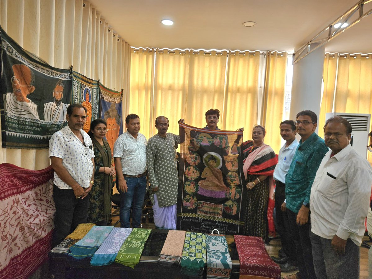 TexComIndia's tweet photo. The Textiles Committee completed the process of GI Registrarion of 11 unique Handloom and Handicrafts products of Odisha. Dr Tapan Kumar Rout, Director ( MR), Textiles Committee, Ministry of Textiles, Govt. Of India presented the application and statement of case before the  Consultative Committee of GI during 25th and 26th May'2026 in a  meeting held at NABARD, Bhubaneshwar. The GI registration of these unique handloom and handicraft products will provide much needed protection from infringement and help in promoting these rich traditional heritage  in domestic and international market.