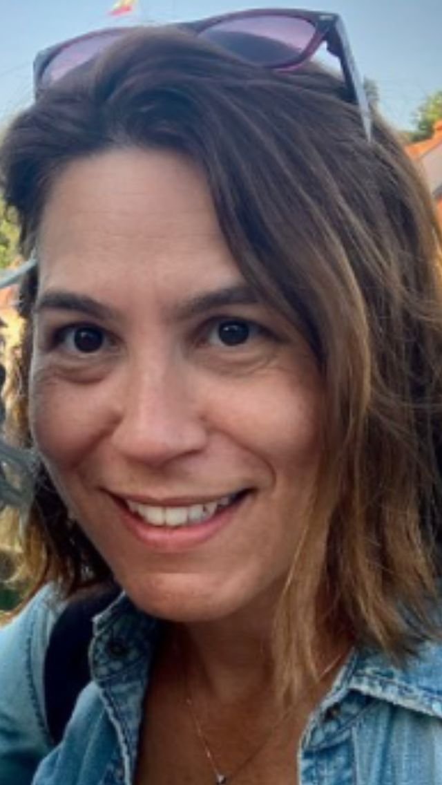 ut_tlc's tweet photo. It’s #TeacherTuesday! Meet Portuguese Instructor Simone Cavalcante.

Her students say she "patient and gives feedback in a really positive, constructive way." https://t.co/xk0Zchagot