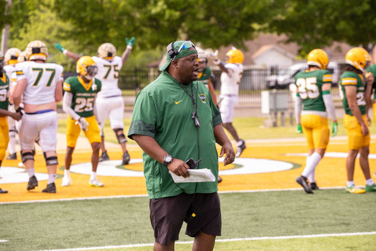 ArkansasTech's tweet photo. In 100 days, we'll be at Simmons Bank Field at Thone Stadium to begin the 2026 Arkansas Tech Wonder Boys football season. 

Fight On, Arkansas Tech! https://t.co/iMuCYU2sIQ
