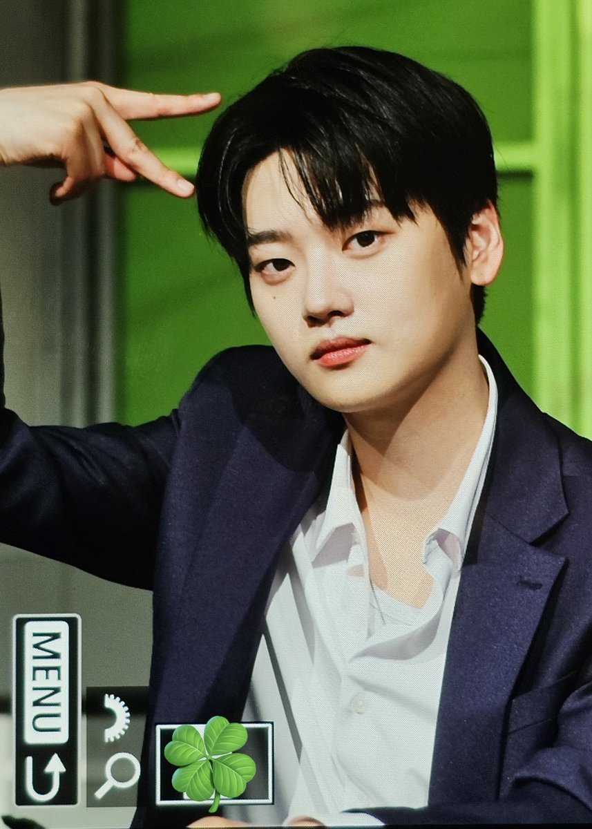 선샤인 ☀️ tweet media