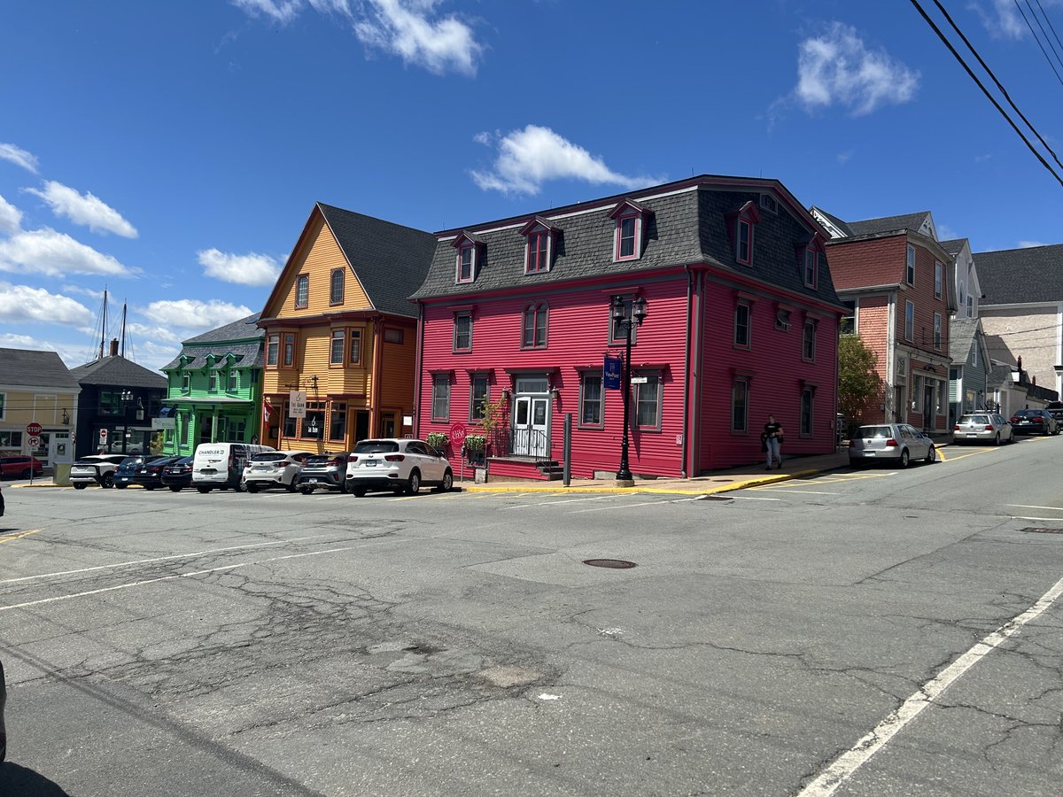 stickie444's tweet photo. Lunenburg https://t.co/8uvzXClh5C