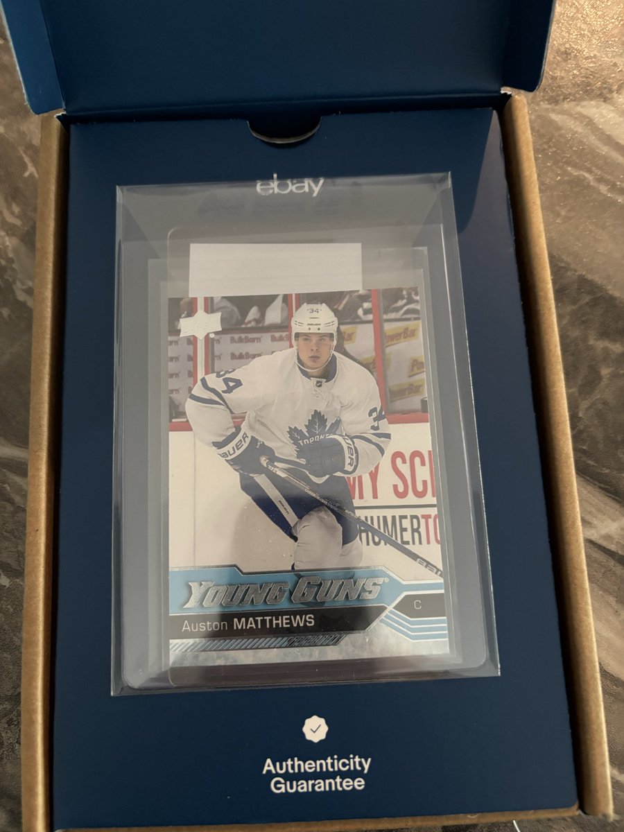 Bryan - My Cardboard Life 🏒 tweet media