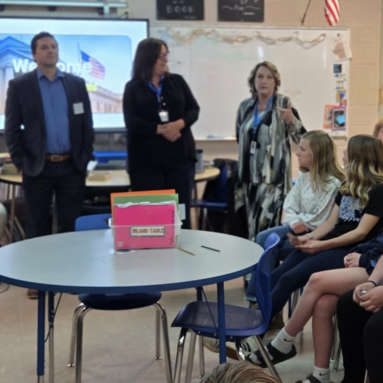 LFCSBlueDevils's tweet photo. 💙⚓️🤍LFMS student, Aaron, took his Genius Hour to the next level by inviting elected officials to talk about their jobs.  Thank you to Shaun Shumaker, Shannon Ellenbass, and Liz Armstrong for teaching us the importance of "every person has a voice." 🤍⚓️💙#LFLeads #ProudtobeBLUE https://t.co/ZxxshTydLe