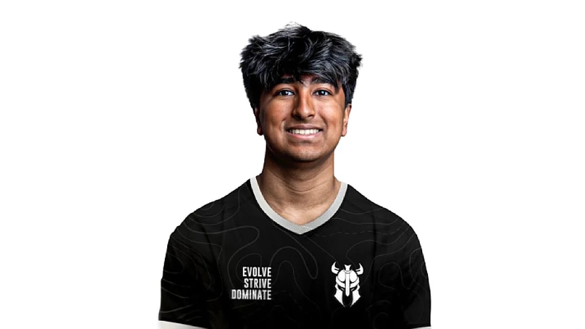 Elite Momo tweet media