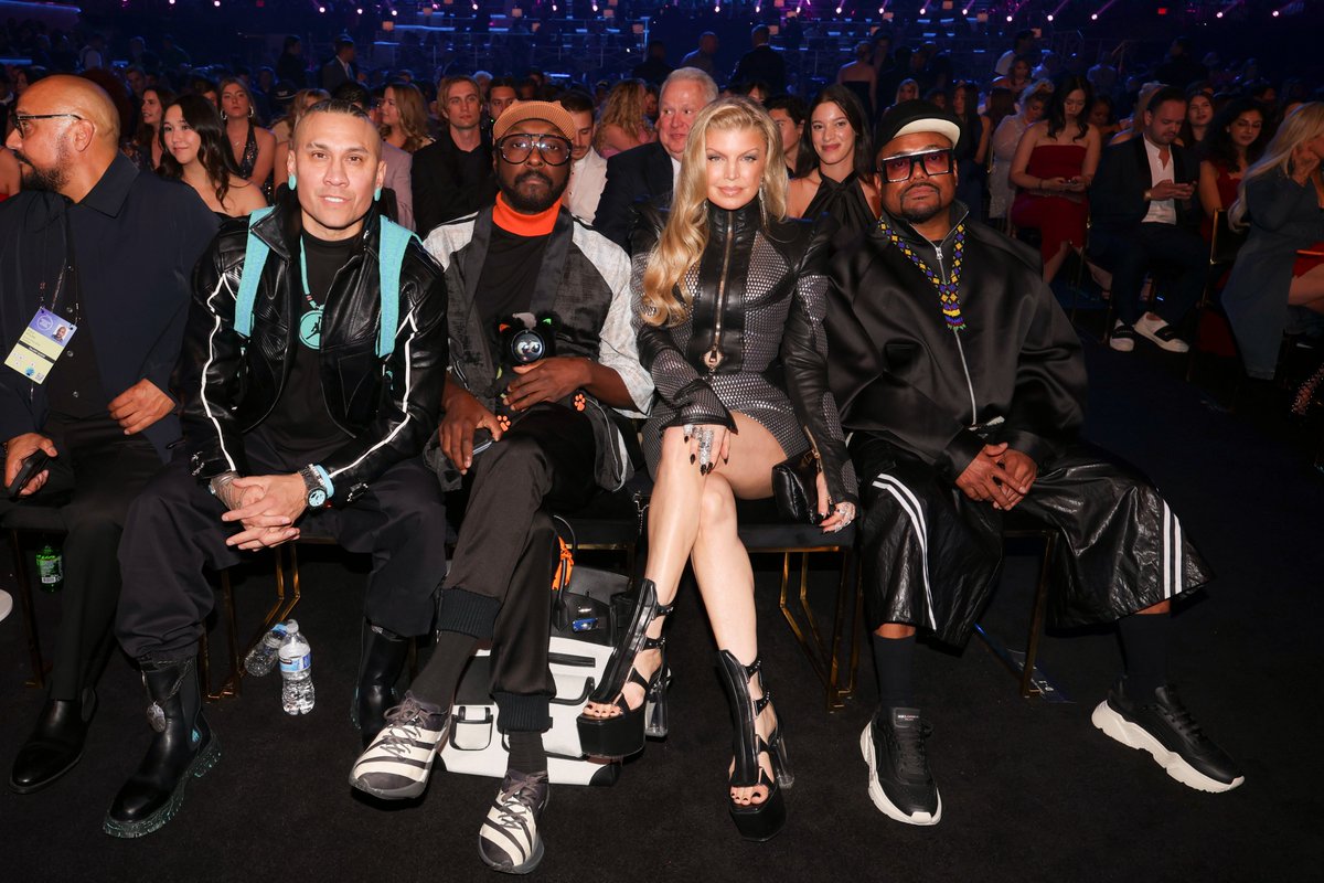American Music Awards tweet media