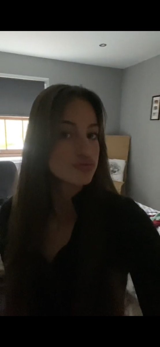 FinelyJRE's tweet photo. Two days break over!!! Now back to it gooners, pump away to her lips and height😵💫 she’s so much taller than you😵💫
#goon #gooners #gooner #heightcomparison #tallgirls #wankchat #bjlips #nsfwtwtًً #mogged #heightmogged https://t.co/CNfpKLoZBM