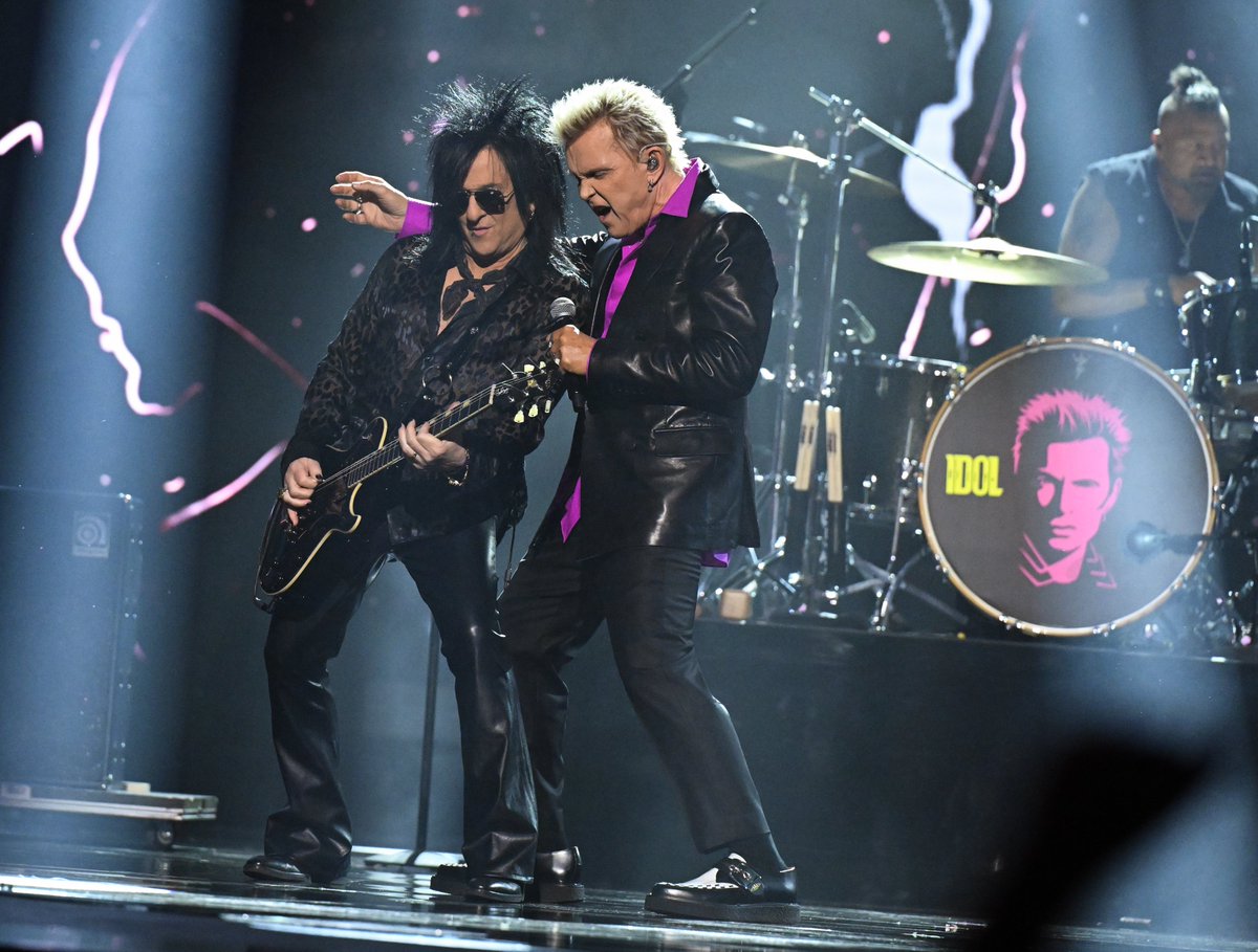 American Music Awards tweet media