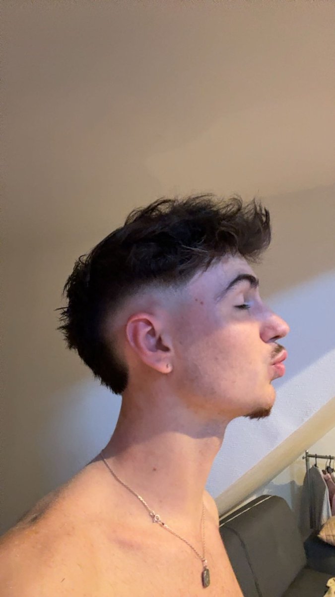 brpteddy's tweet photo. 💇‍♂️💇‍♂️merci le coiffeur https://t.co/JmVRdAhUCW