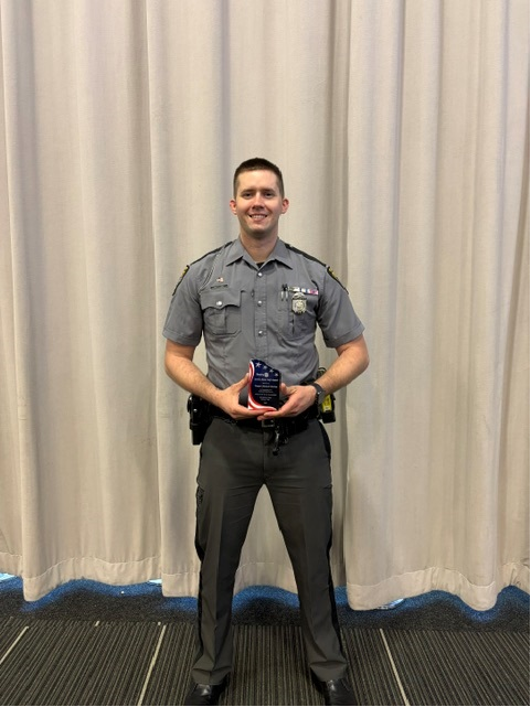 OSHP_SWOhio's tweet photo. Last week, Trooper Shelton was honored by the Springfield Rotary Club with the Service Above Self Award. Congratulations Trooper Shelton! https://t.co/d5Qsg0XJrT