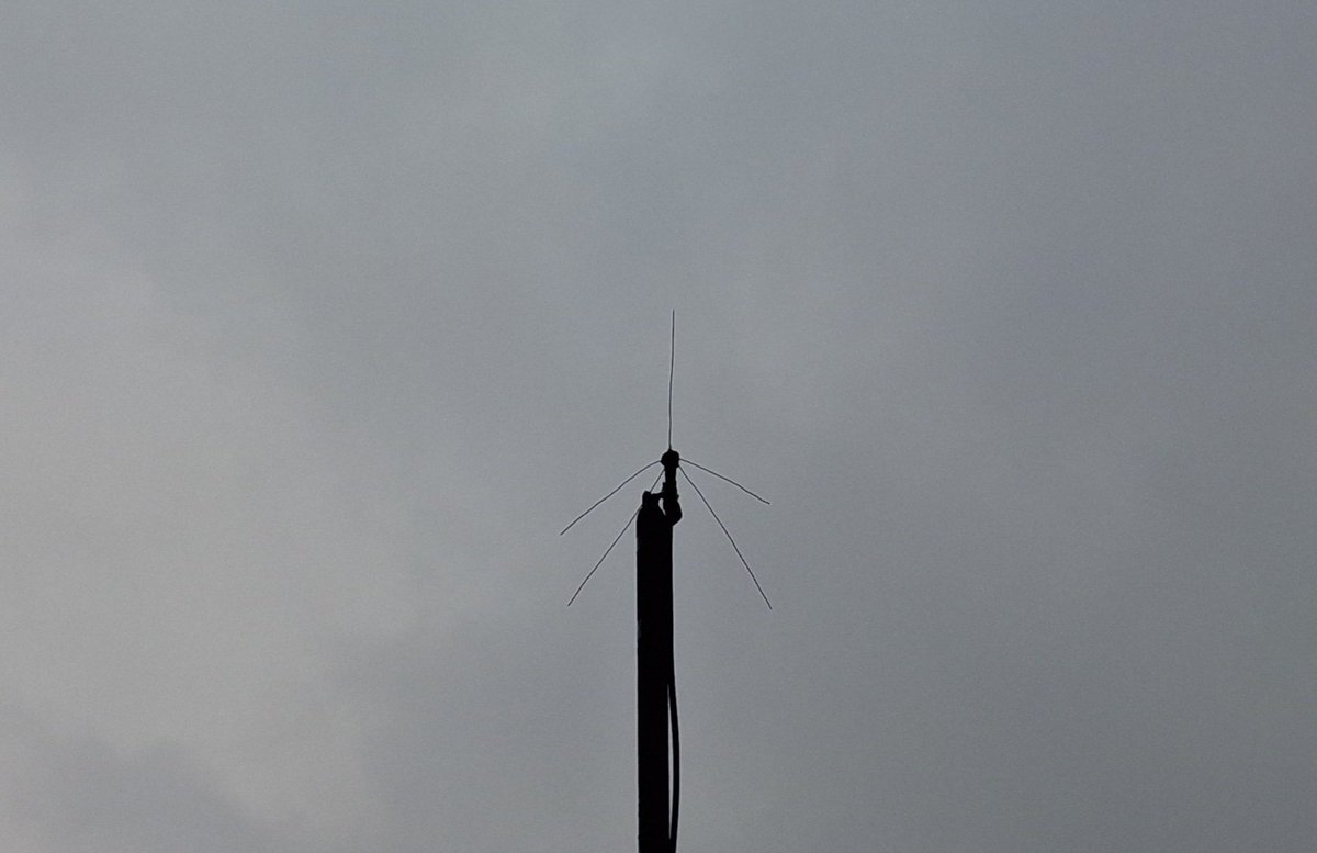 SakulKc's tweet photo. Antenna maxxing!! https://t.co/r6h8dud47y